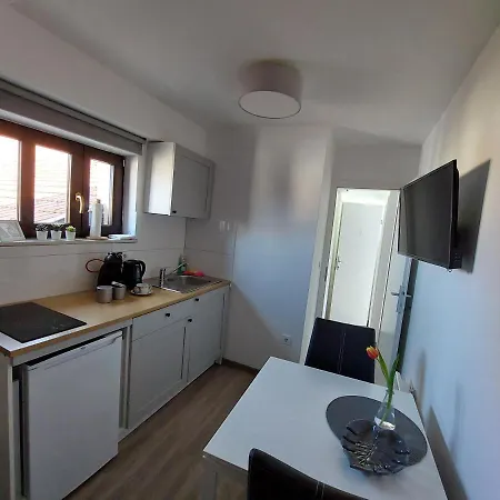 Trubarjeva33, Near Ljubljana, Free Parking Apartamento