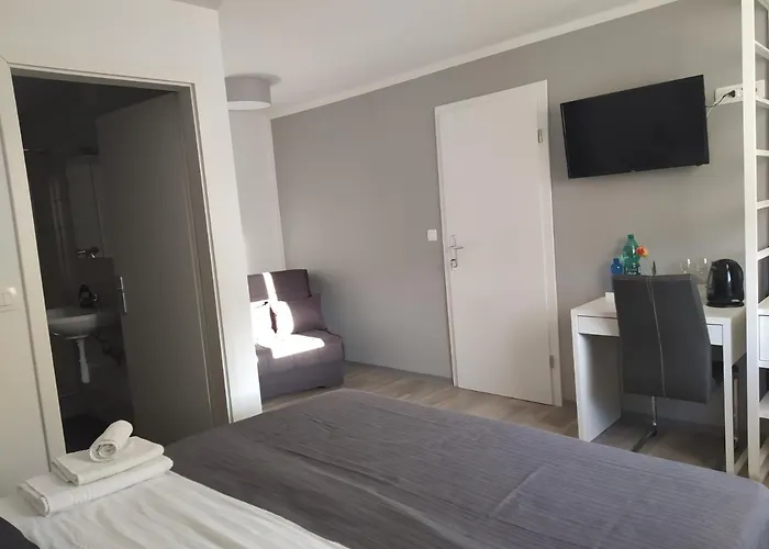 Trubarjeva33, Near Ljubljana, Free Parking *